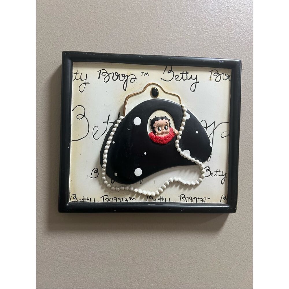 Betty Boop Wall Plaque 3D Purse Frame Necklace 2005 King Features